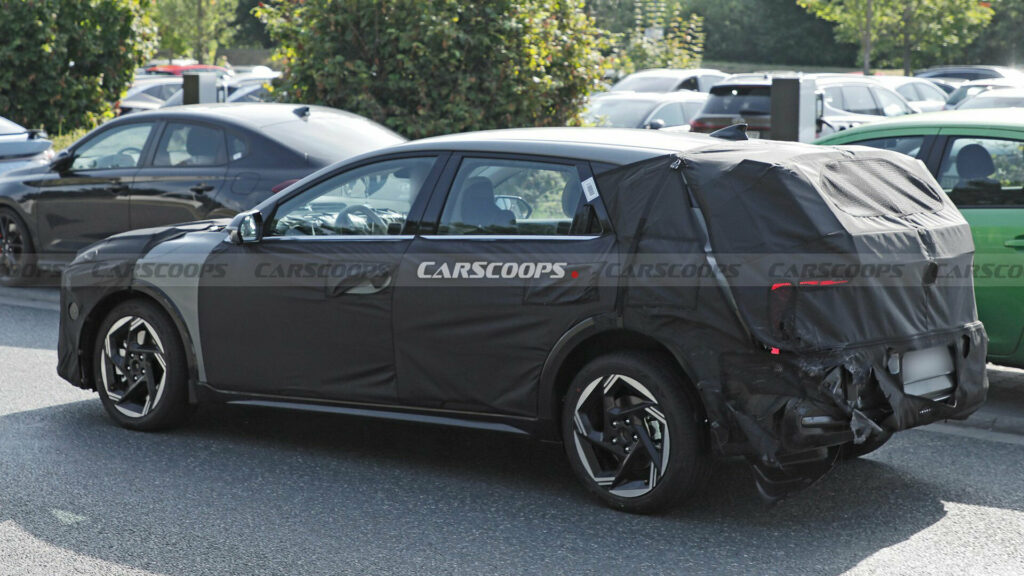  Kia K4 Hatch Prototype Spied Limping Home After Crash