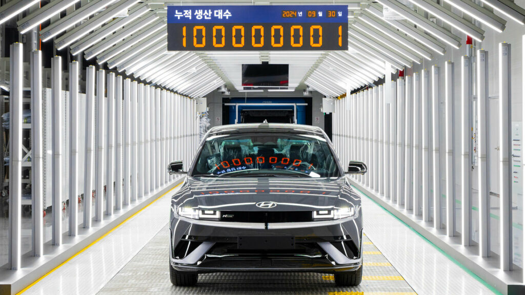  Hyundai Has Built Its 100 Millionth Vehicle After 57 Years