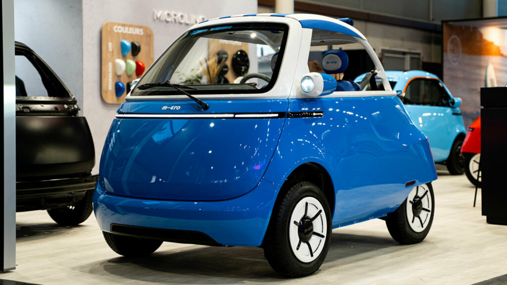  Microlino Spiaggina Is An Electric Beach-Ready Bubble Car