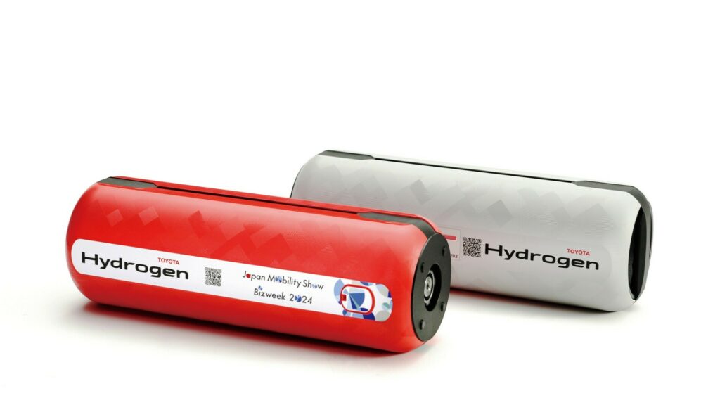  Toyota’s Hydrogen Cartridges Could Be The Batteries Of The Future