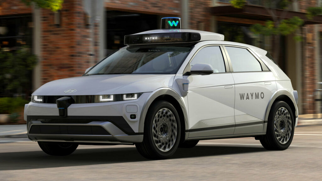  Waymo Chooses The Hyundai Ioniq 5 For New RoboTaxi