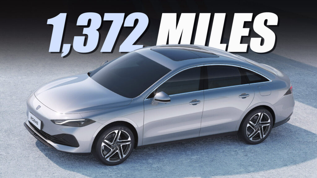  Roewe D7 PHEV Covers A Record-Breaking 1,372 Miles Without Refuelling Or Recharging