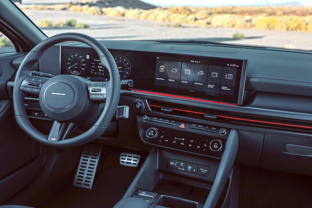 Hyundai Going Back To Physical Buttons Because American Buyers Don’t Like Touchscreens