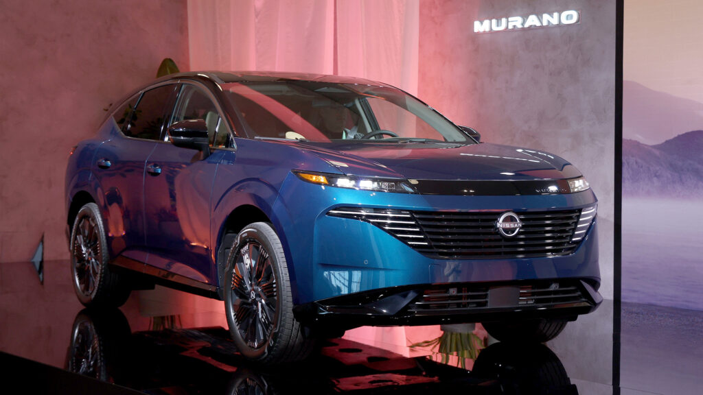  2025 Nissan Murano Priced From $40k, A $1,730 Bump Over Previous Model