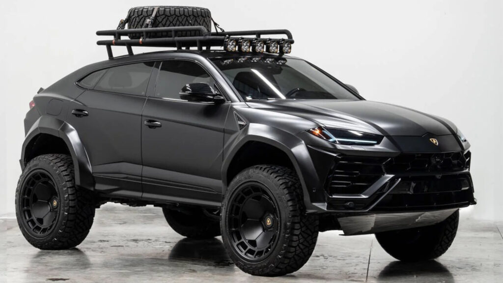  Never Mind The LM002 – This Urus Could Be The Ultimate Lamborghini Off-Roader