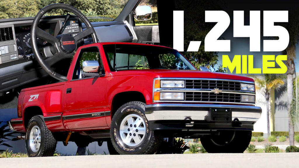  This 1990 Chevy K1500 Silverado Looks Brand New After 35 Years And Just 1,245 Miles