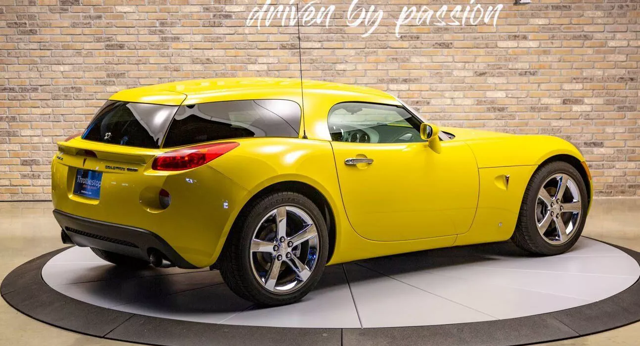 Pontiac-Solstice-Nomad.webp