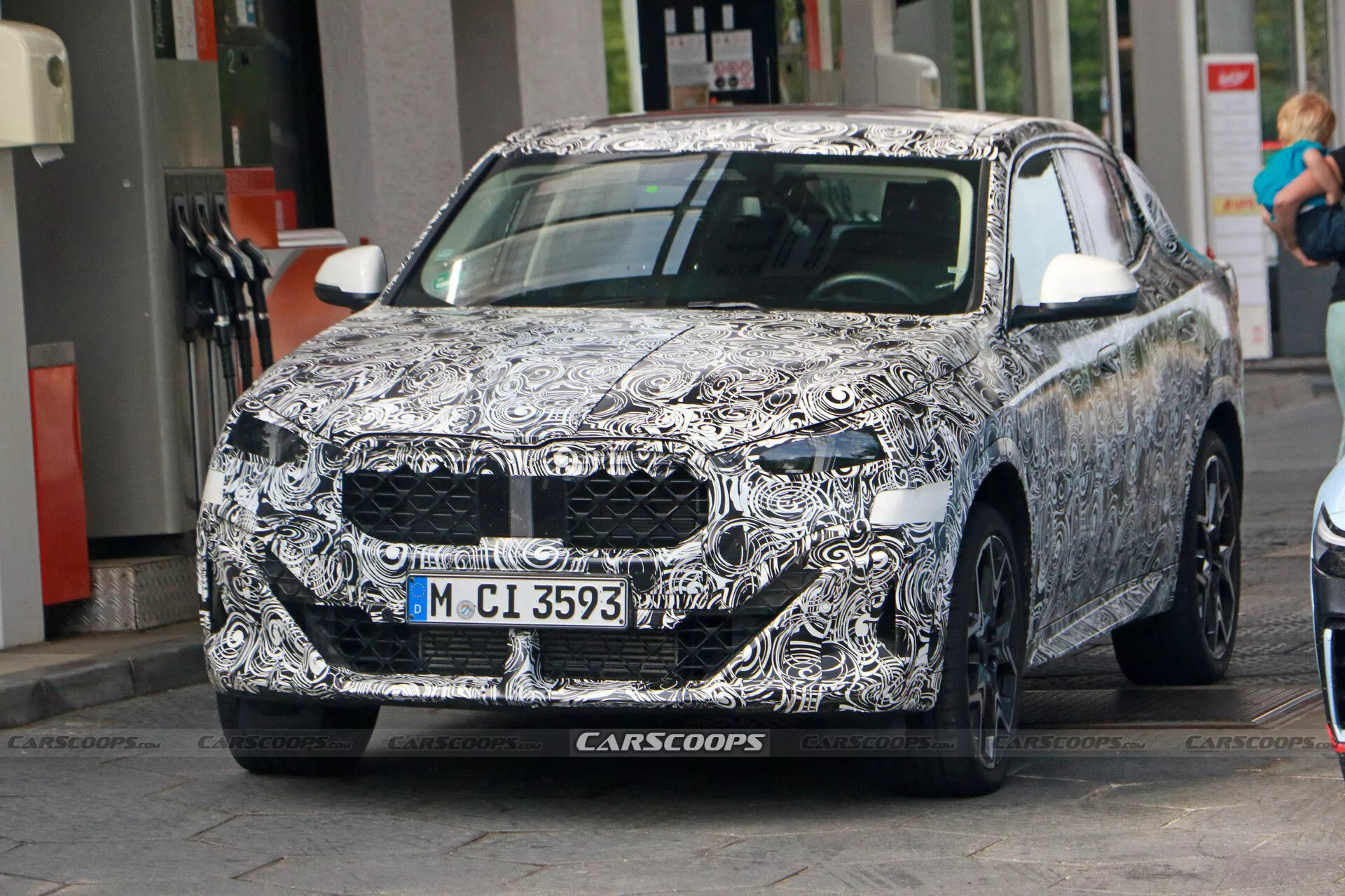 2024-BMW-X2-719-1.webp